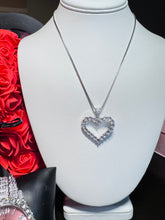 Load image into Gallery viewer, Hollow Heart Necklace