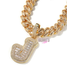 Load image into Gallery viewer, CUSTOM Boss Baguette Initial Necklace